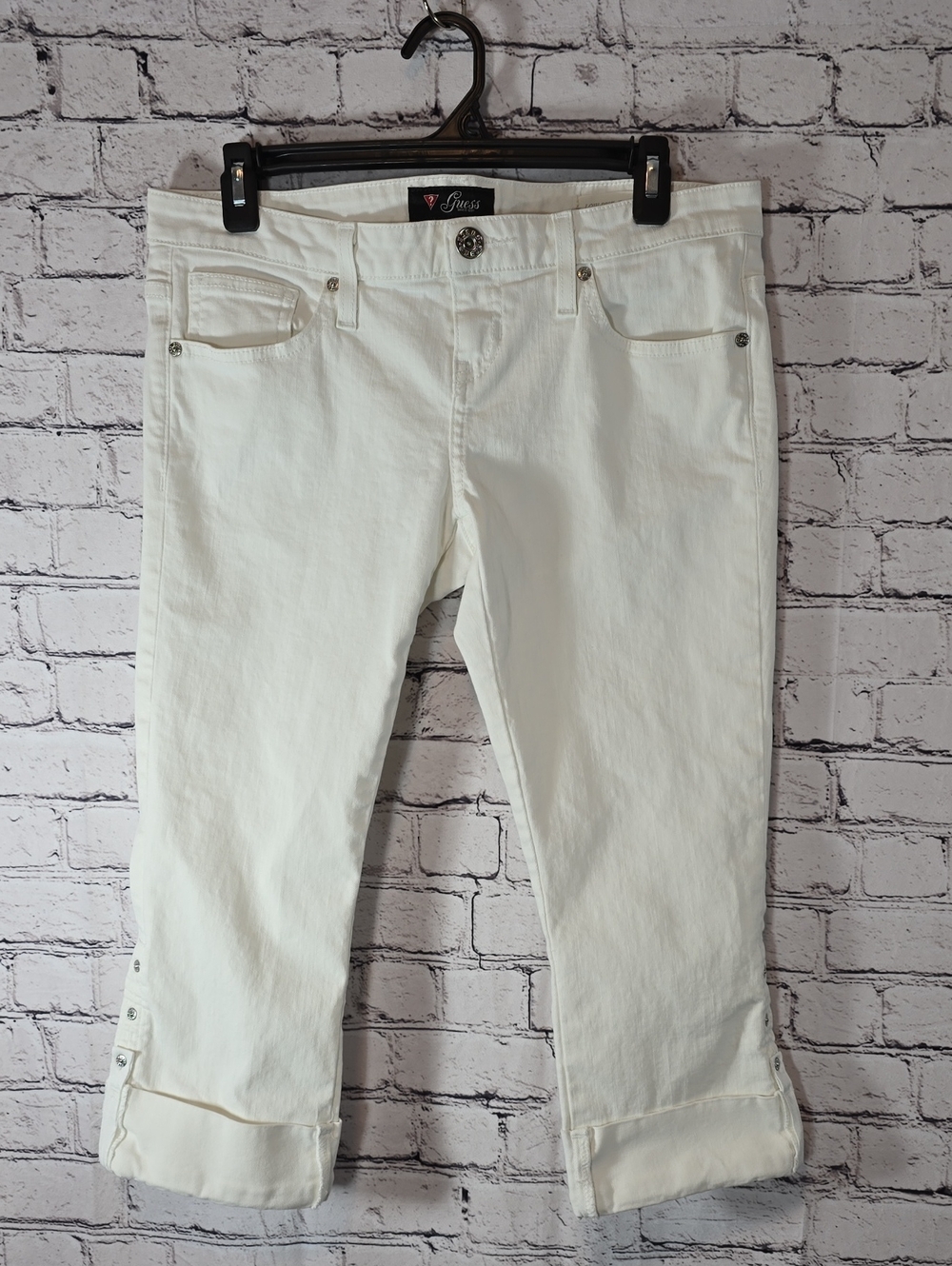 Guess Women's White Capri Low Rise Jeggings Maxine Fit Size 29 EUC